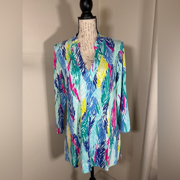 Lilly Pulitzer Tops - Lilly Pulitzer Multicolor Feather Print Top